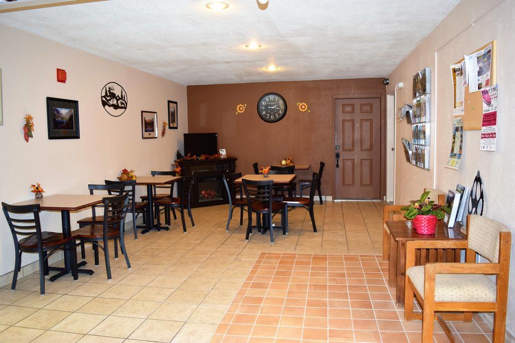 Country Inn Libby Extérieur photo